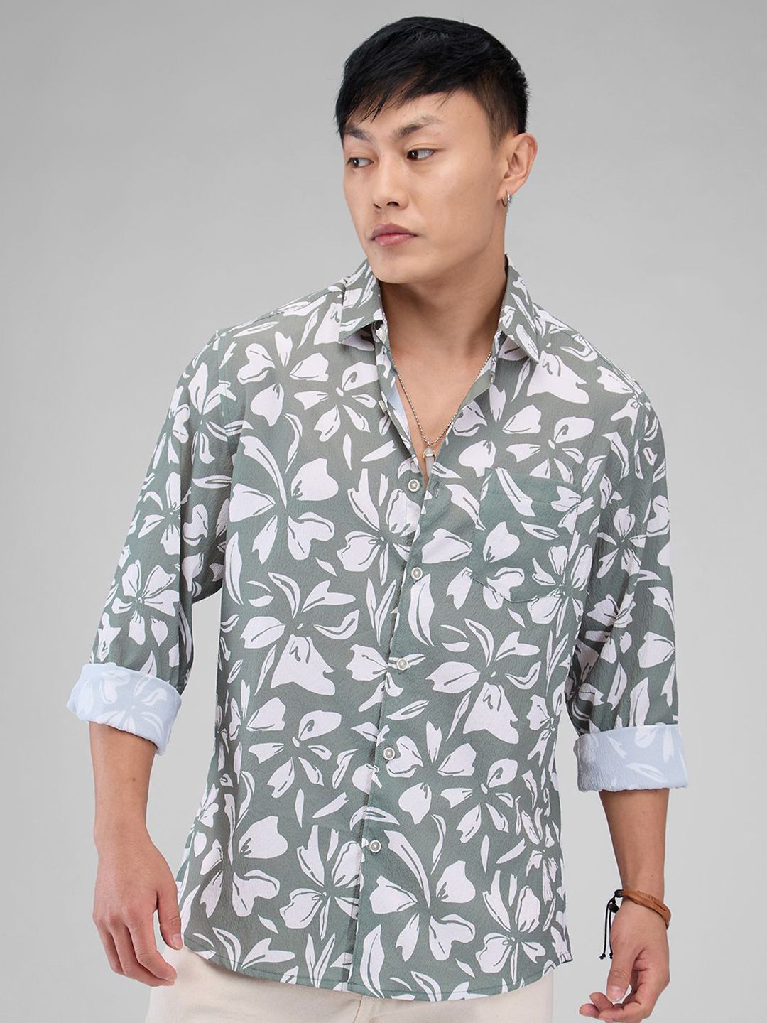 VASTRADO Men Classic Cutaway Collar Floral Printed Slim Fit Casual Shirt