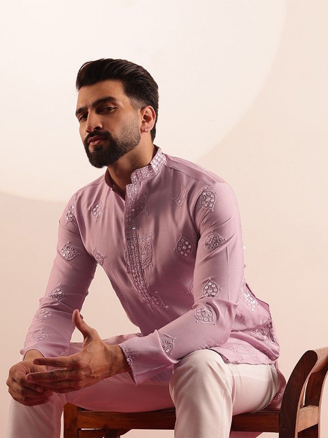 SOJANYA Men Embellished Cotton Silk Boota Mirror Work Kurta