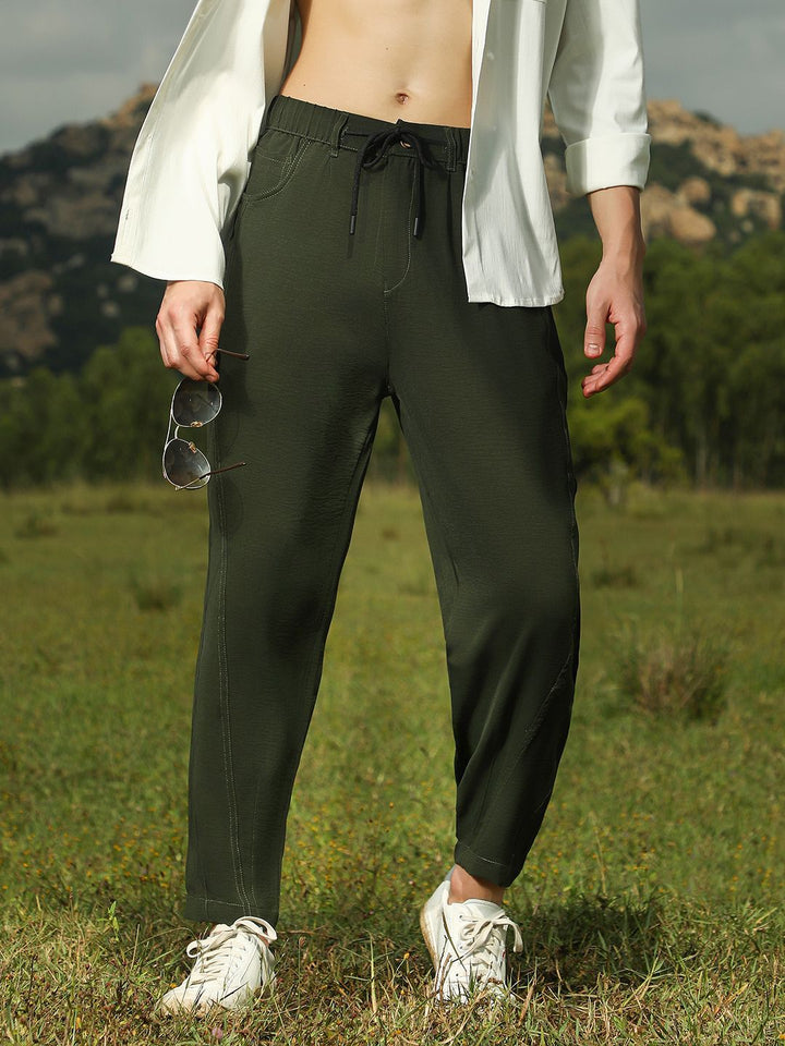 Campus Sutra Men Relaxed Fit Mid-Rise Trousers