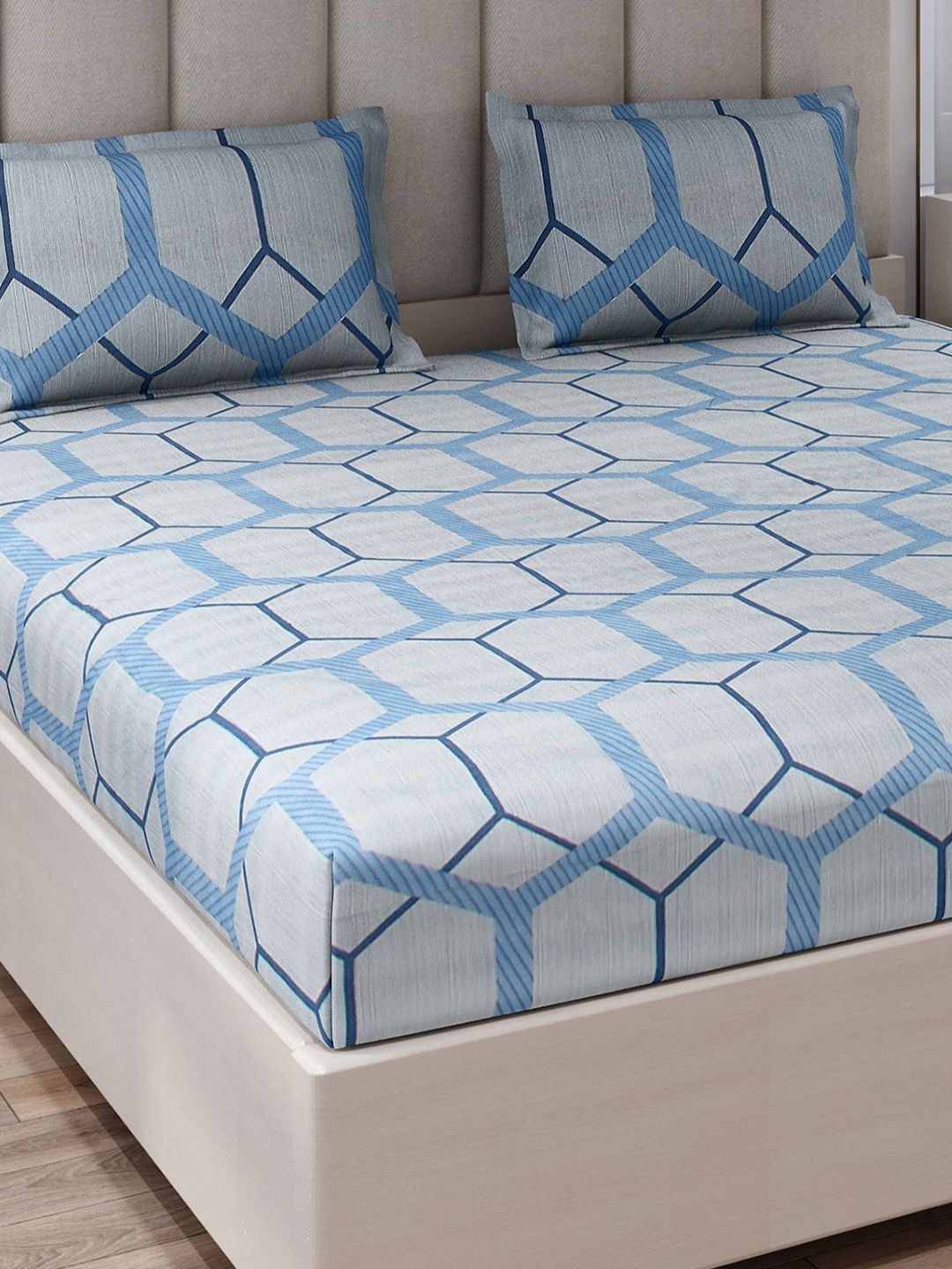 Monte Carlo Blue & White Geometric Printed 130 TC King Bedsheet Set