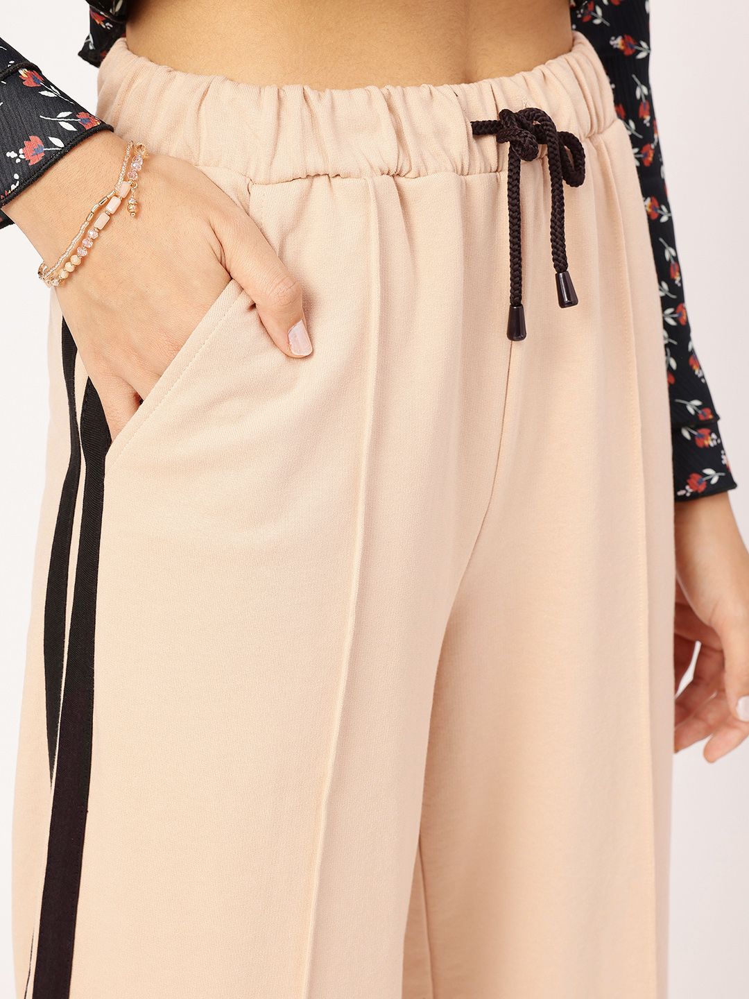 DressBerry Women Street Smart Side Stripes Pleated Flared Trousers
