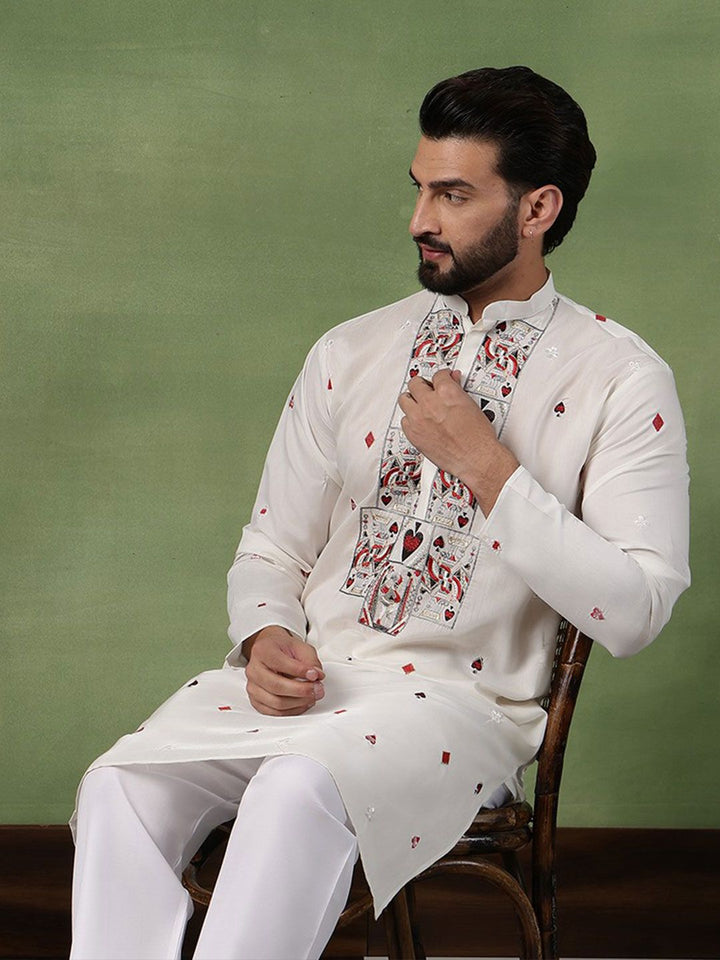 SOJANYA Men Geometric Embroidered Kurta