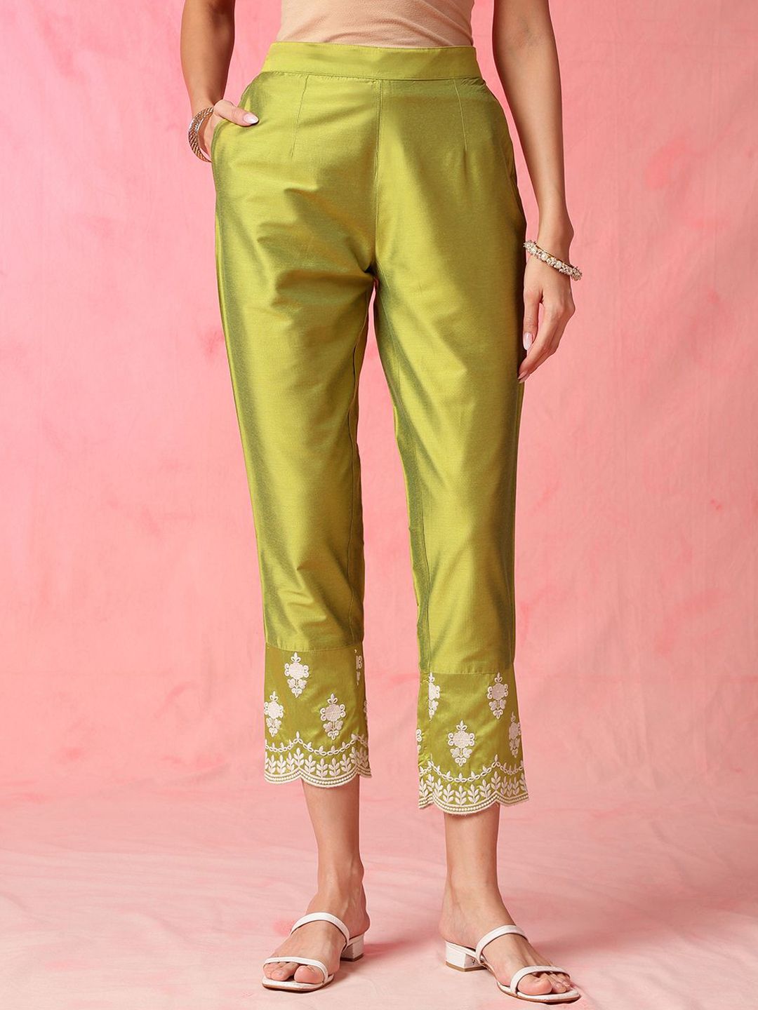 Anouk Floral Embroidered Regular Thread Work Straight Kurta with Trousers & Dupatta