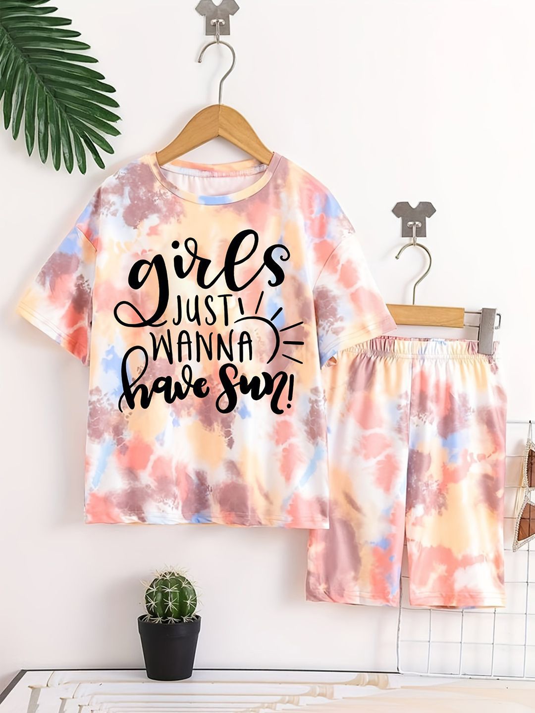 YK Girls Printed Top With Shorts