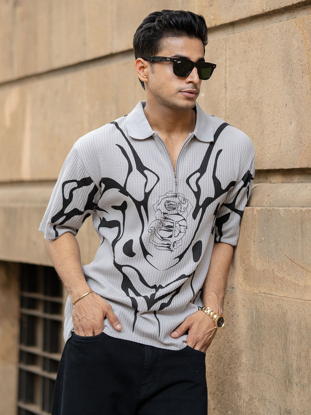 Powerlook Abstract Printed Polo Collar Drop-Shoulder Sleeves T-shirt