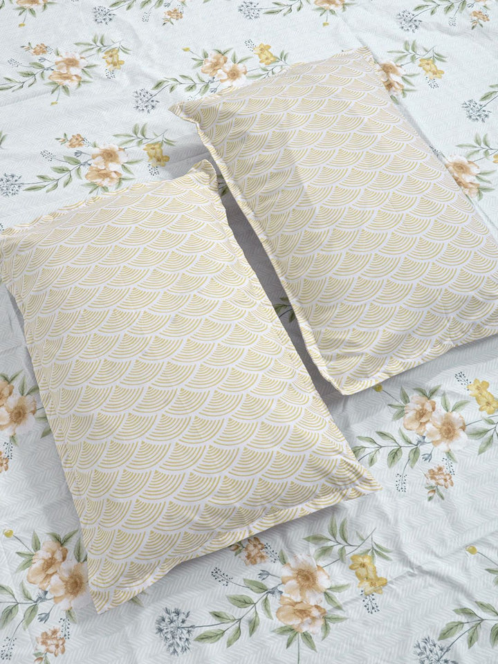 KLOTTHE Polycotton Floral Fitted 300 GSM Double Cadar dengan 2 Sarung Bantal