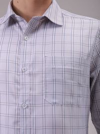 The Indian Garage Co. X Luxe Men Cutaway Collar Checked Slim Fit Formal Shirt