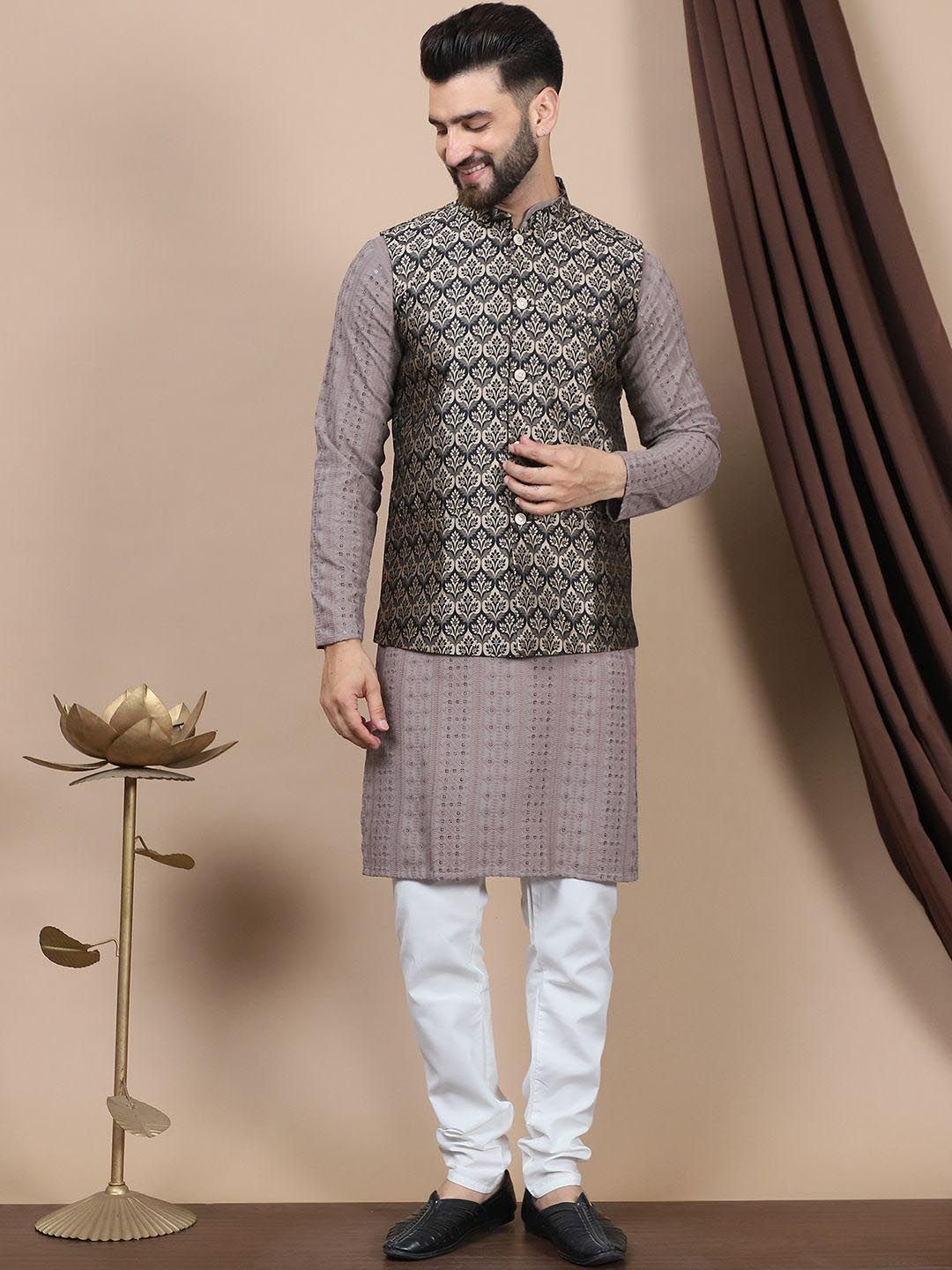 Kurta Lurus Kapas Tulen Sulam Bunga Anouk Dengan Jaket Churidar & Nehru