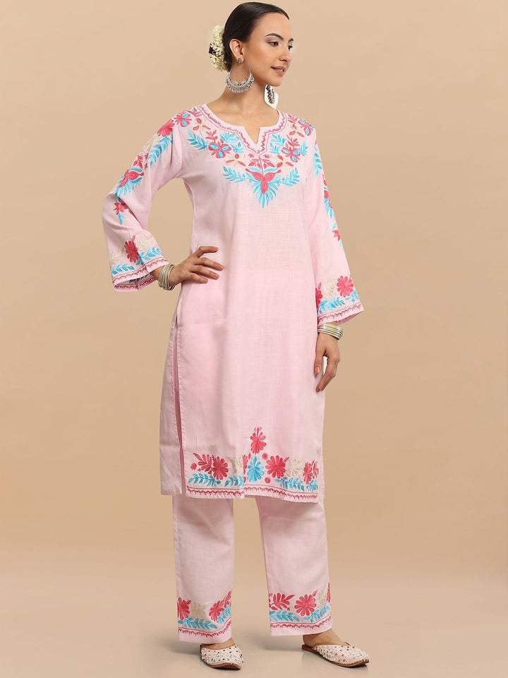 HOUSE OF KARI Floral Embroidered Thread Work Falak Kashmiri Straight Kurta With Trousers