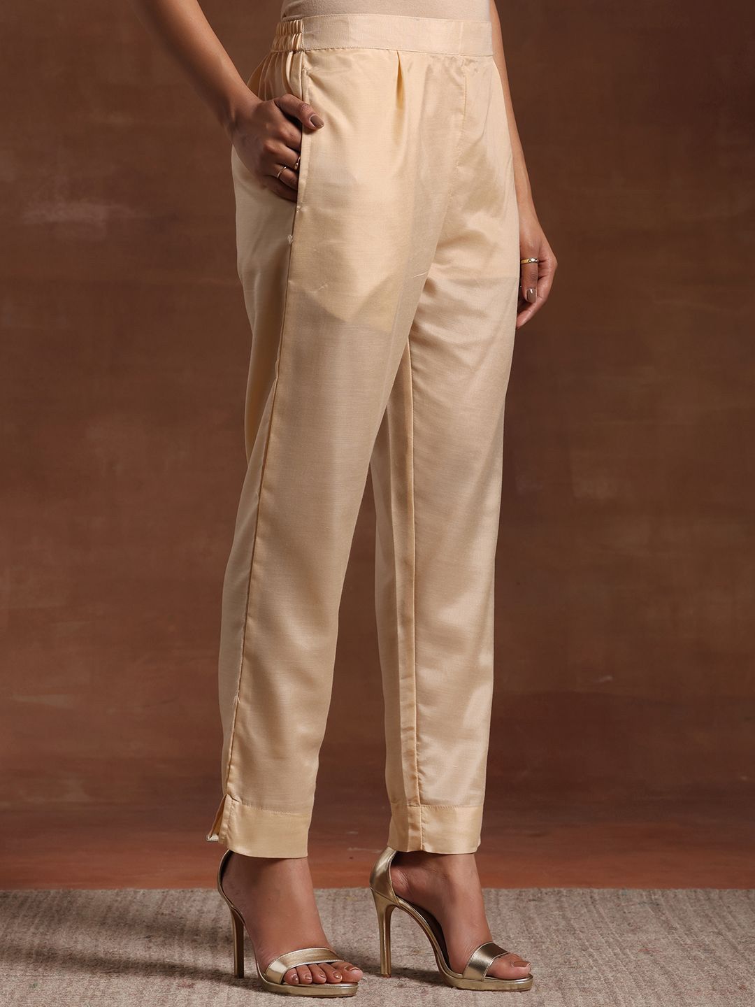 Libas Ethnic Motifs Printed Organza Straight Kurta With Trouser & Dupatta