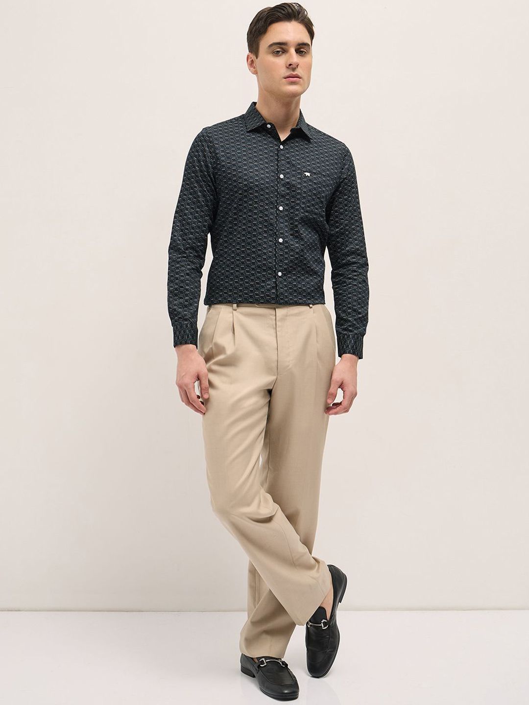 THE BEAR HOUSE Men Spread Collar Abstract Printed Pure Cotton Tailored Fit Formal Shirt