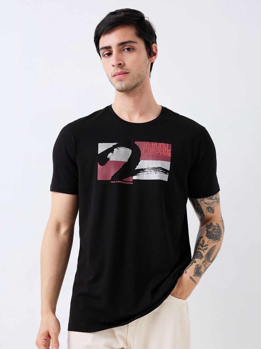 SPYKAR Men Graphic Printed Round Neck Cotton Slim Fit T-shirt