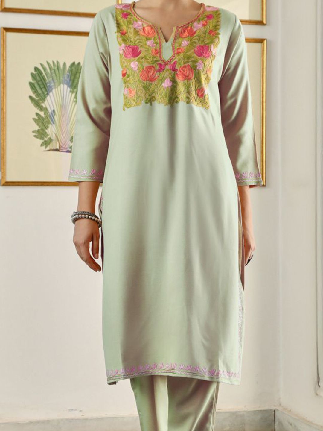 House of Chikankari Women Beige Cotton Aari Sulam Set Kurta