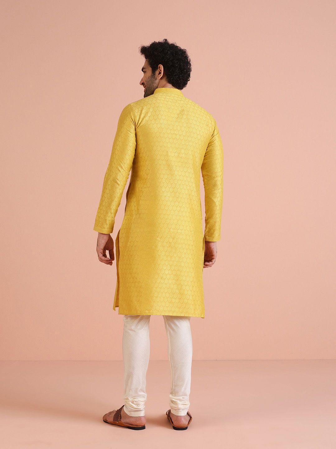 KISAH Woven Design Thread Work Mandarin Collar Straight Kurta