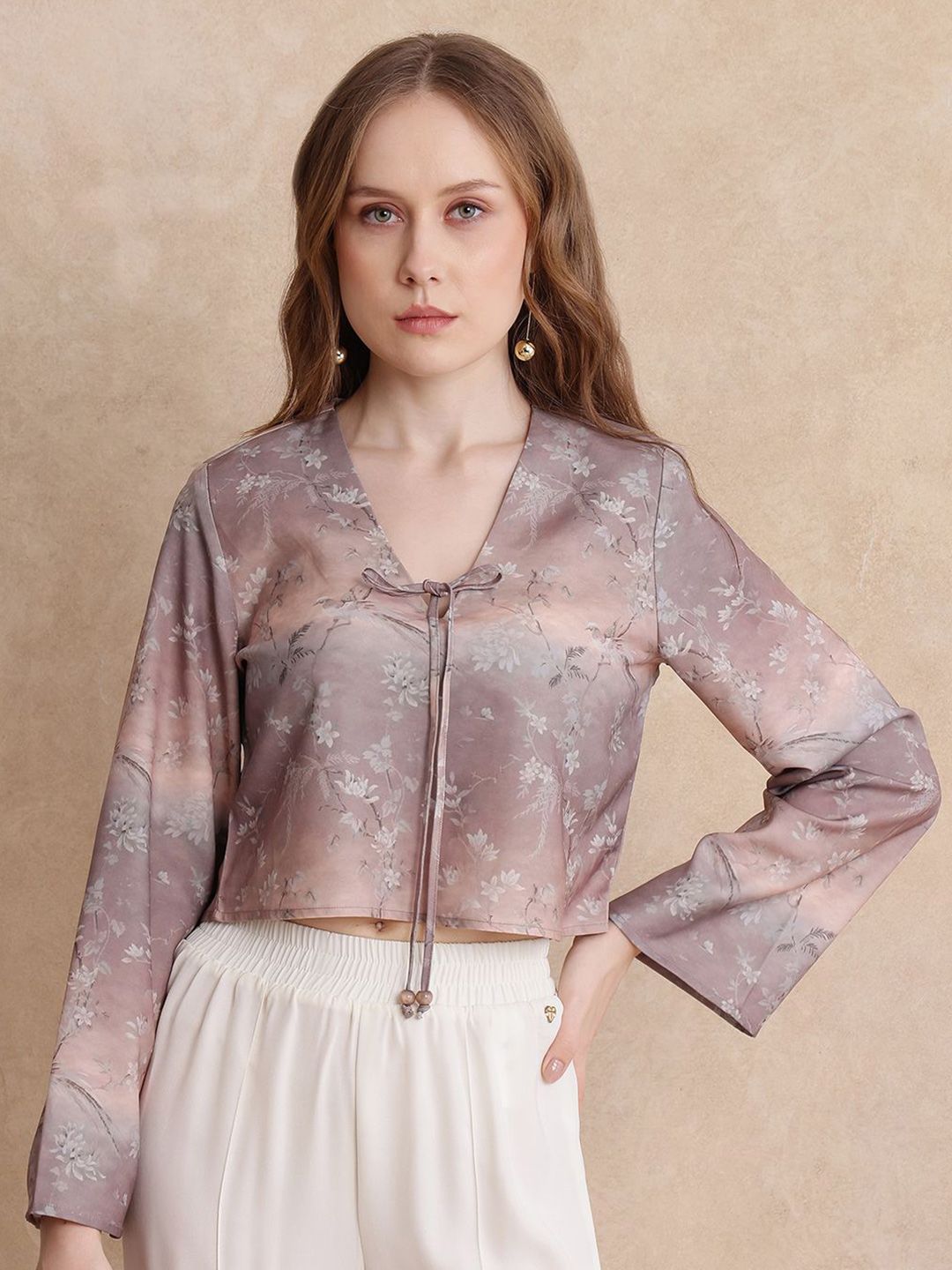 RAREISM Women Floral Printed V-Neck Crop Top