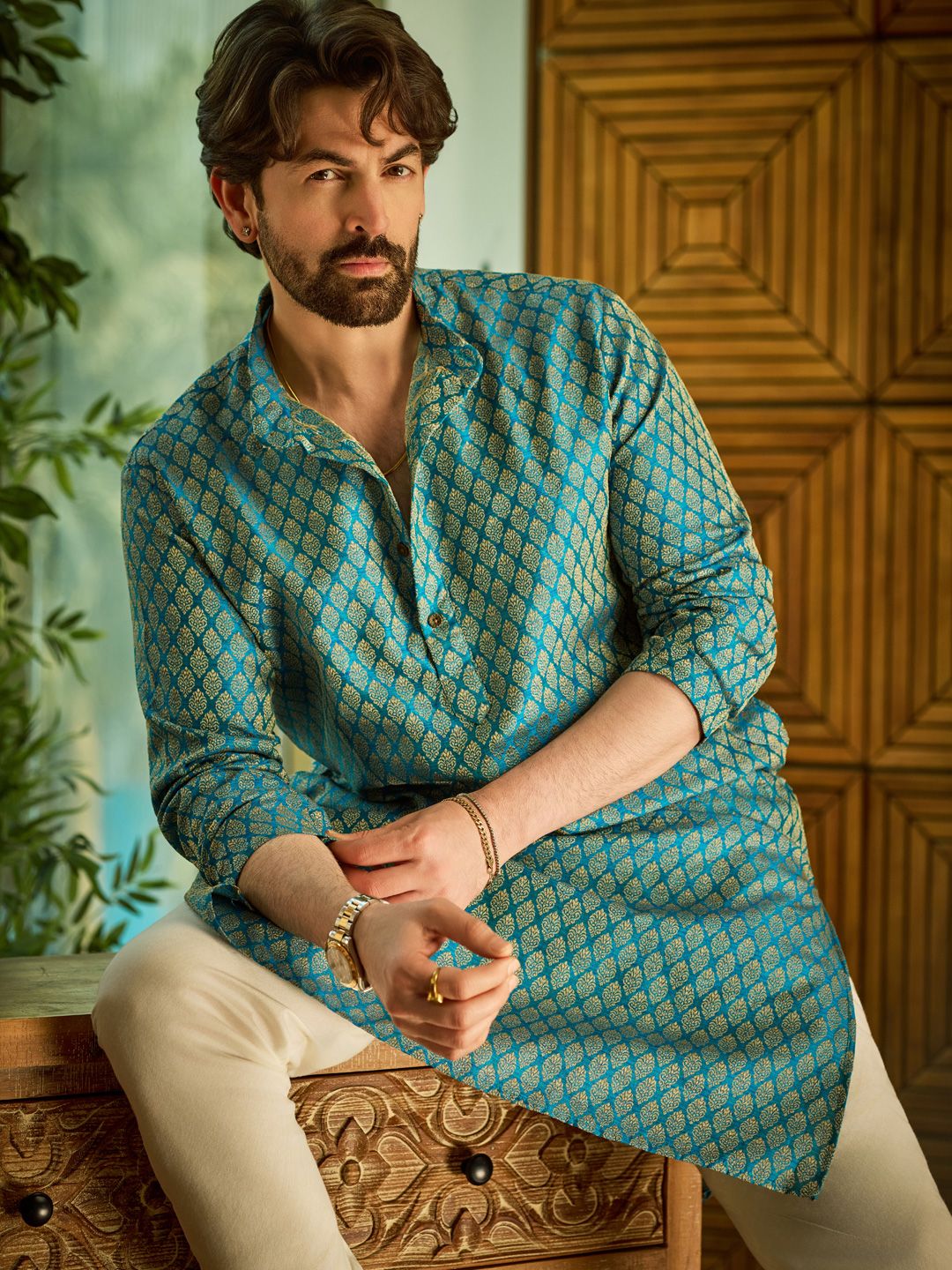 SOJANYA Ethnic Motifs Woven Design Mandarin Collar Kurta With Churidar