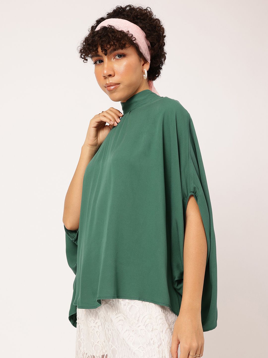 DressBerry Delicately Flirty High-Neck Kimono Sleeves Top
