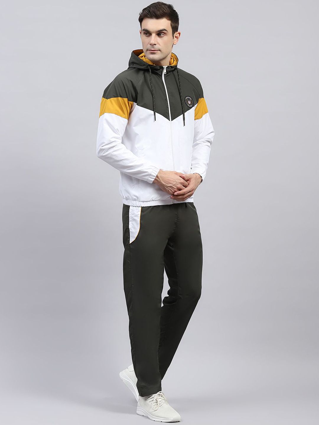 Monte Carlo Men Colourblocked Long Sleeves Hooded Neck Tracksuits