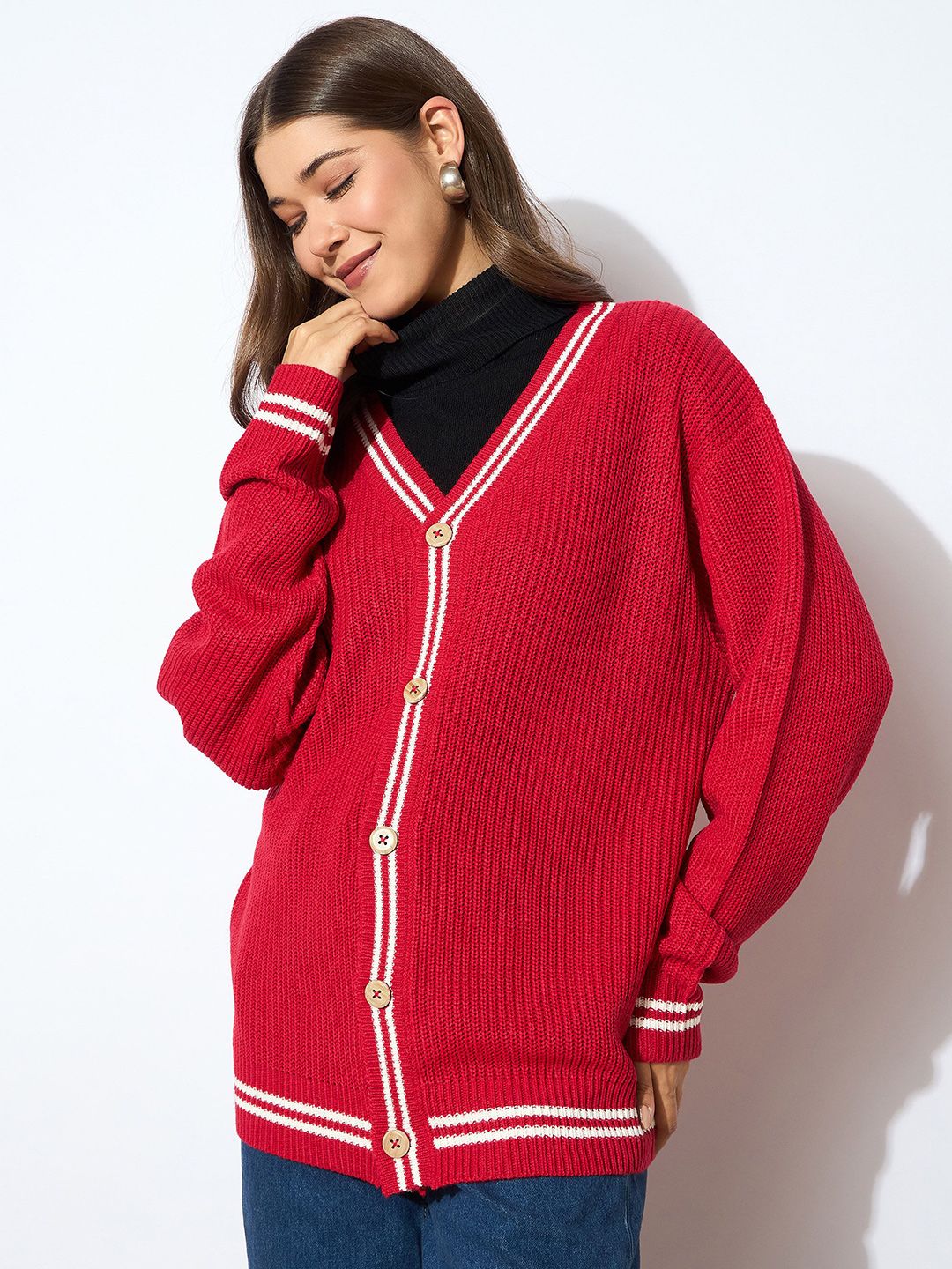 SASSAFRAS Women Self Design V - Neck Pullover Sweater
