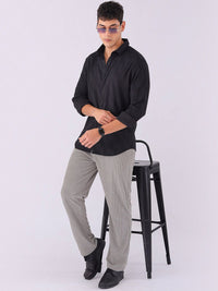The Indian Garage Co Men Slim Fit Textured Jacquard Resortwear Shirt