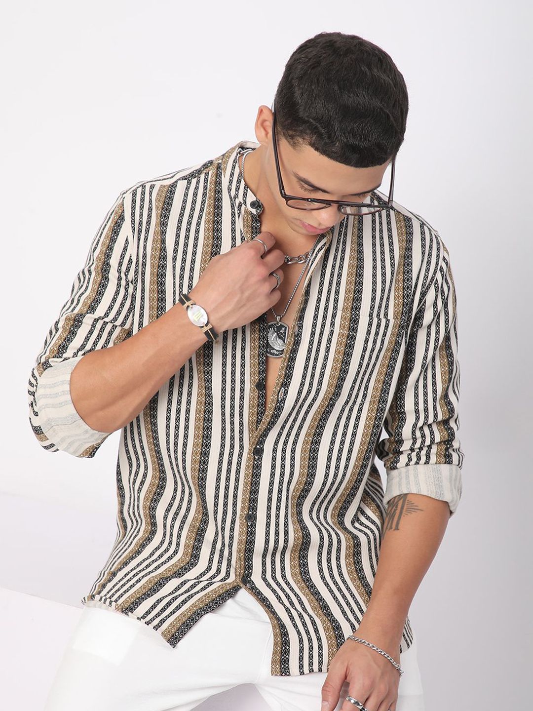 VASTRADO Men Classic Slim Fit Multi Stripes Opaque Striped Casual Shirt