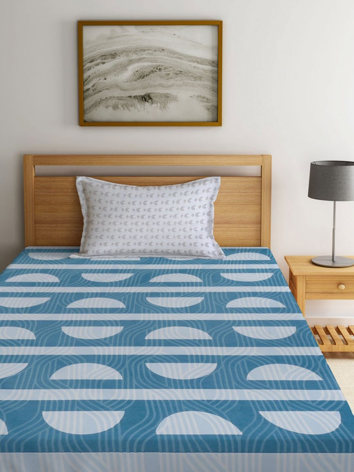 Myntra Elegant Homes Blue Geometric Printed Set Cadar Bujang 300 TC 2.20 m x 1.50 m