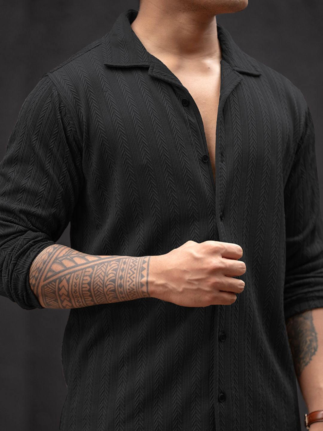 Powerlook Men Cuban Collar Textured Cotton Relaxed Fit Casual Shirt