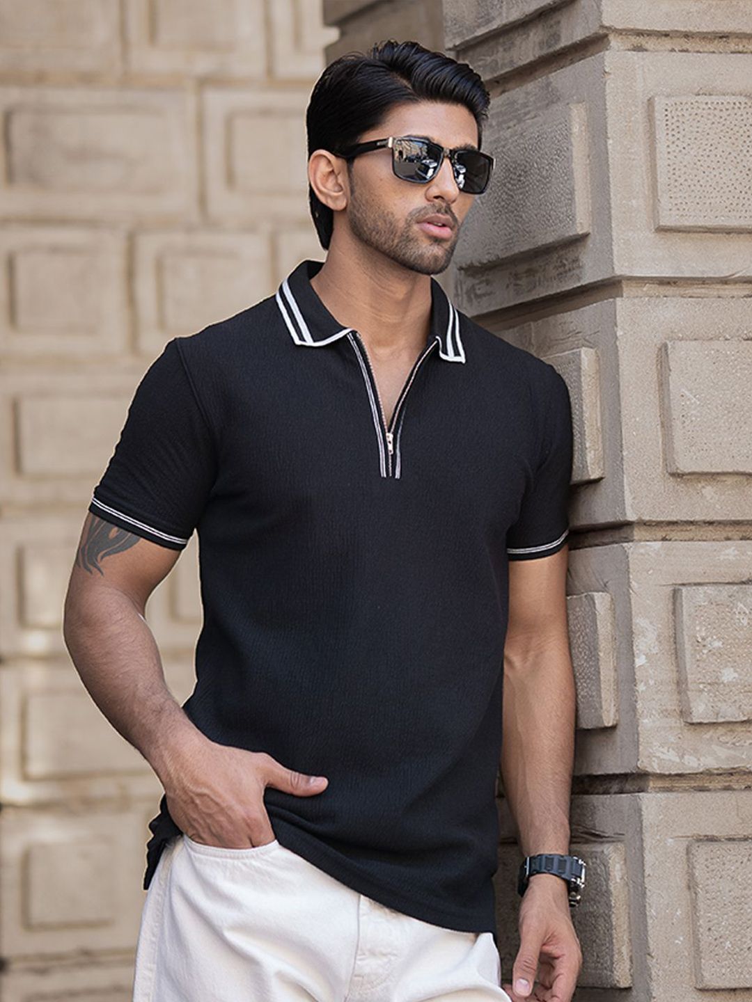 Powerlook Men Solid Polo Collar Regular Fit T-shirt