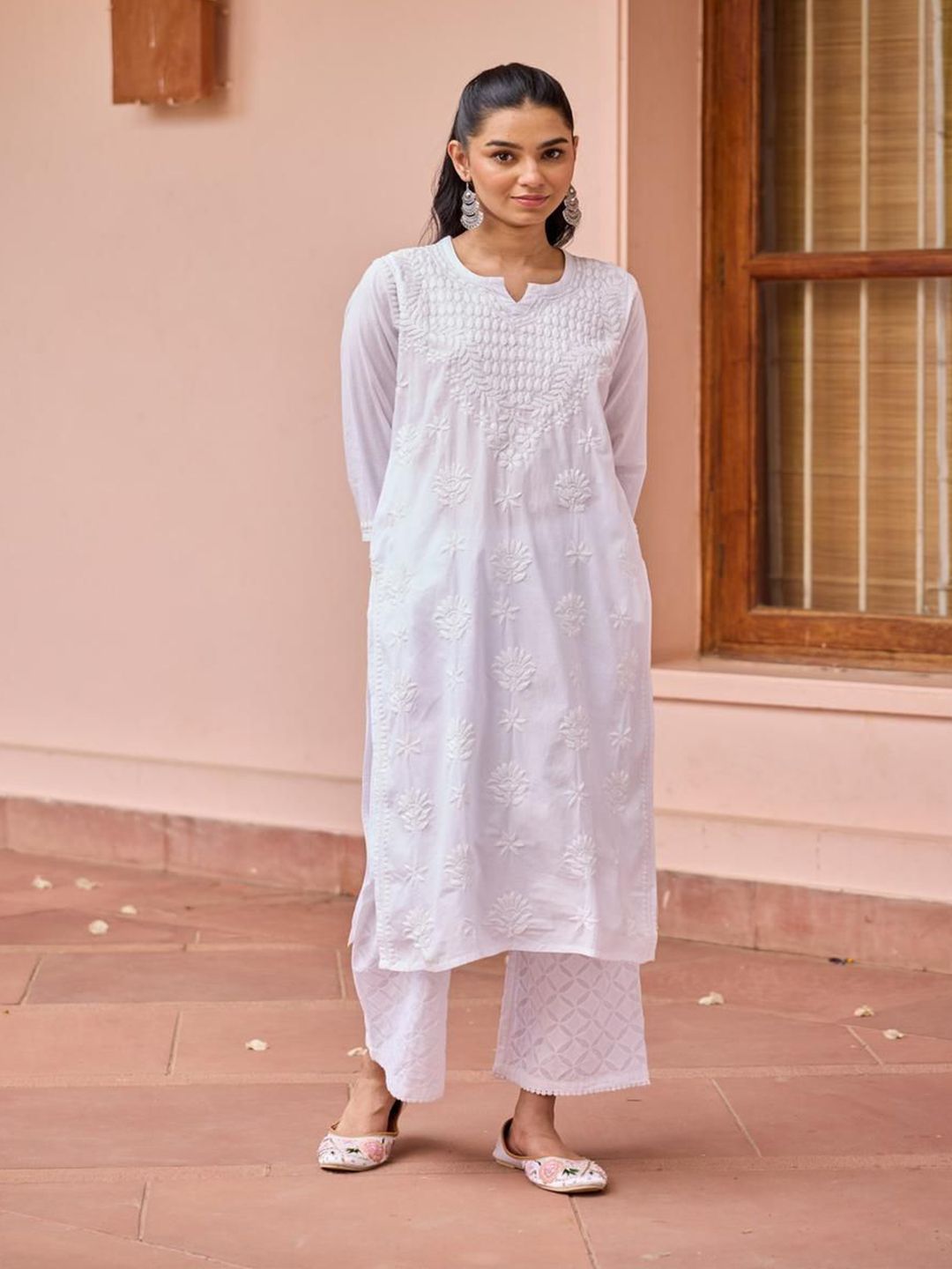 Rumah Wanita Chikankari Kapas Putih Chikankari Sulam Kurta