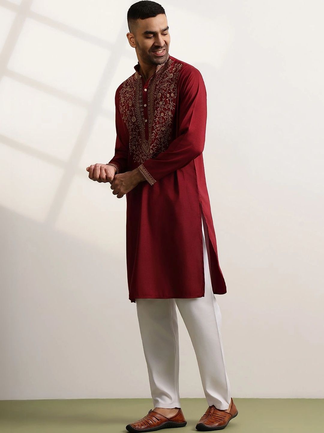 Anouk Men Ethnic Motifs Embroidered Regular Kurta with Pyjamas