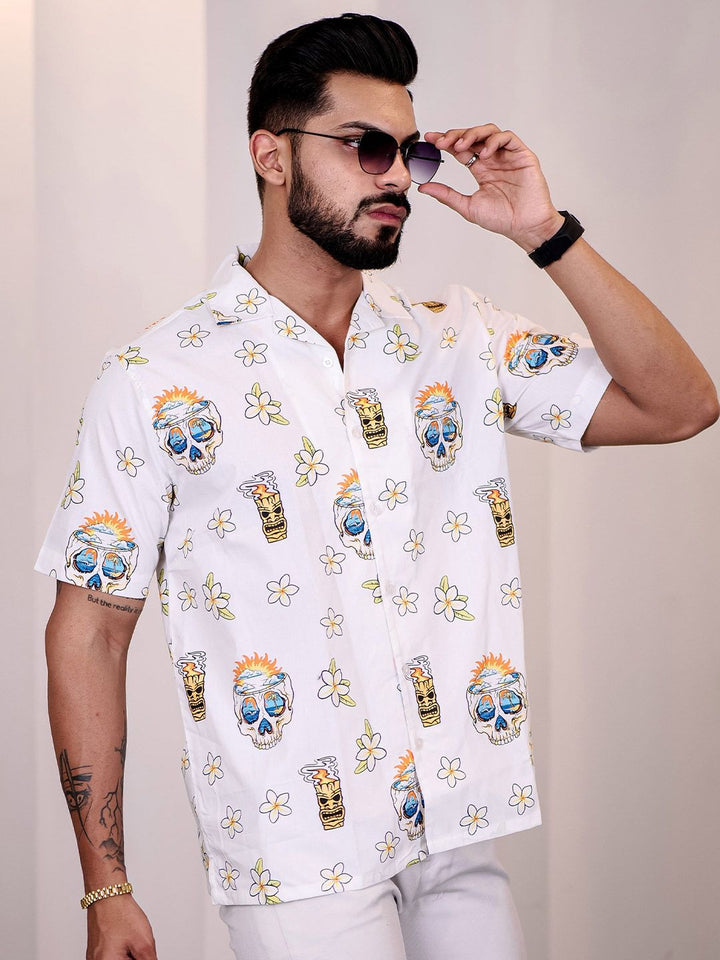 Eszett Floral Printed Spread Collar Baju Kapas Lengan Pendek