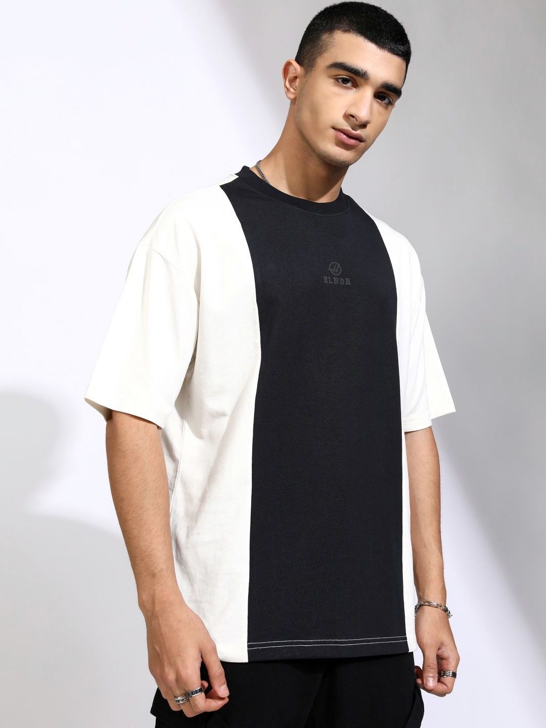 HIGHLANDER Men Brand Logo Printed Drop-Shoulder Sleeves T-shirt