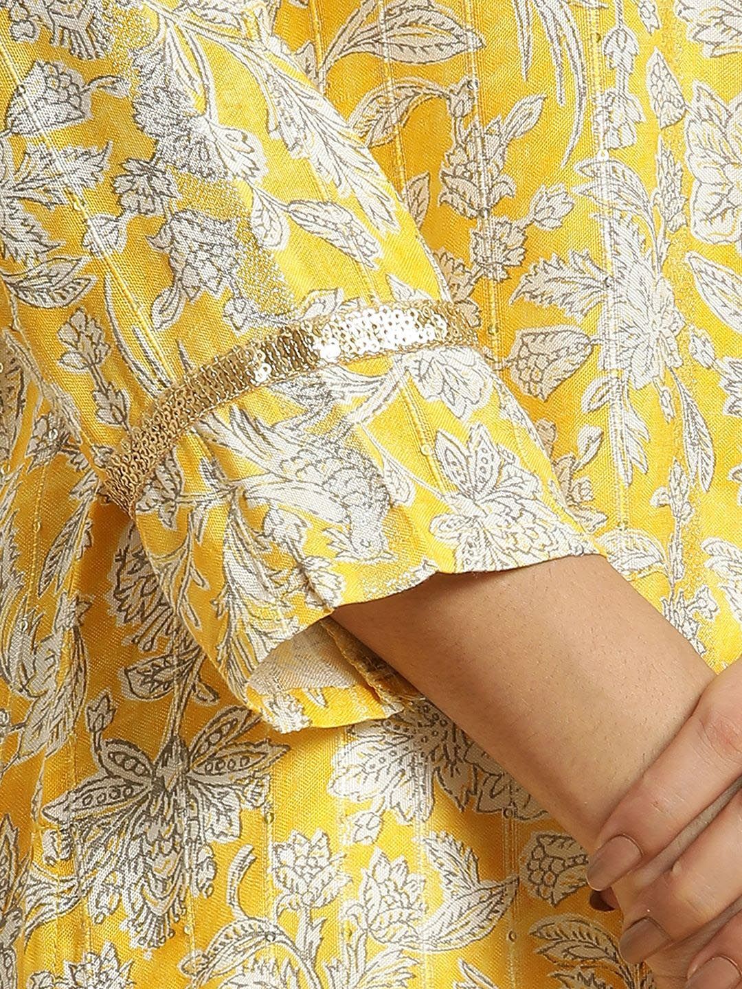 W Floral Printed Mandarin Collar Sequinned Straight Kurta