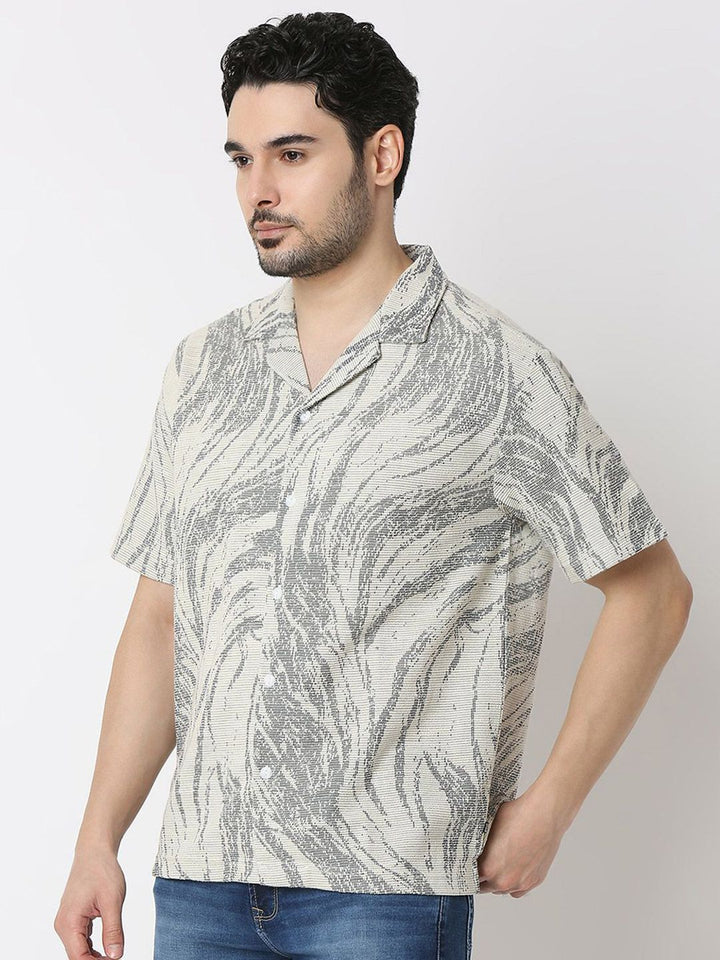 SPYKAR Men Relaxed Fit Cuban Collar Abstract Printed Cotton Casual Shirt