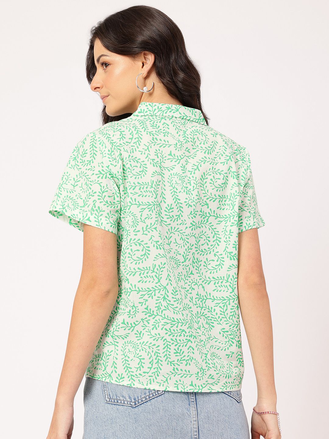 DressBerry Island Vibes Printed Bowling Shirt