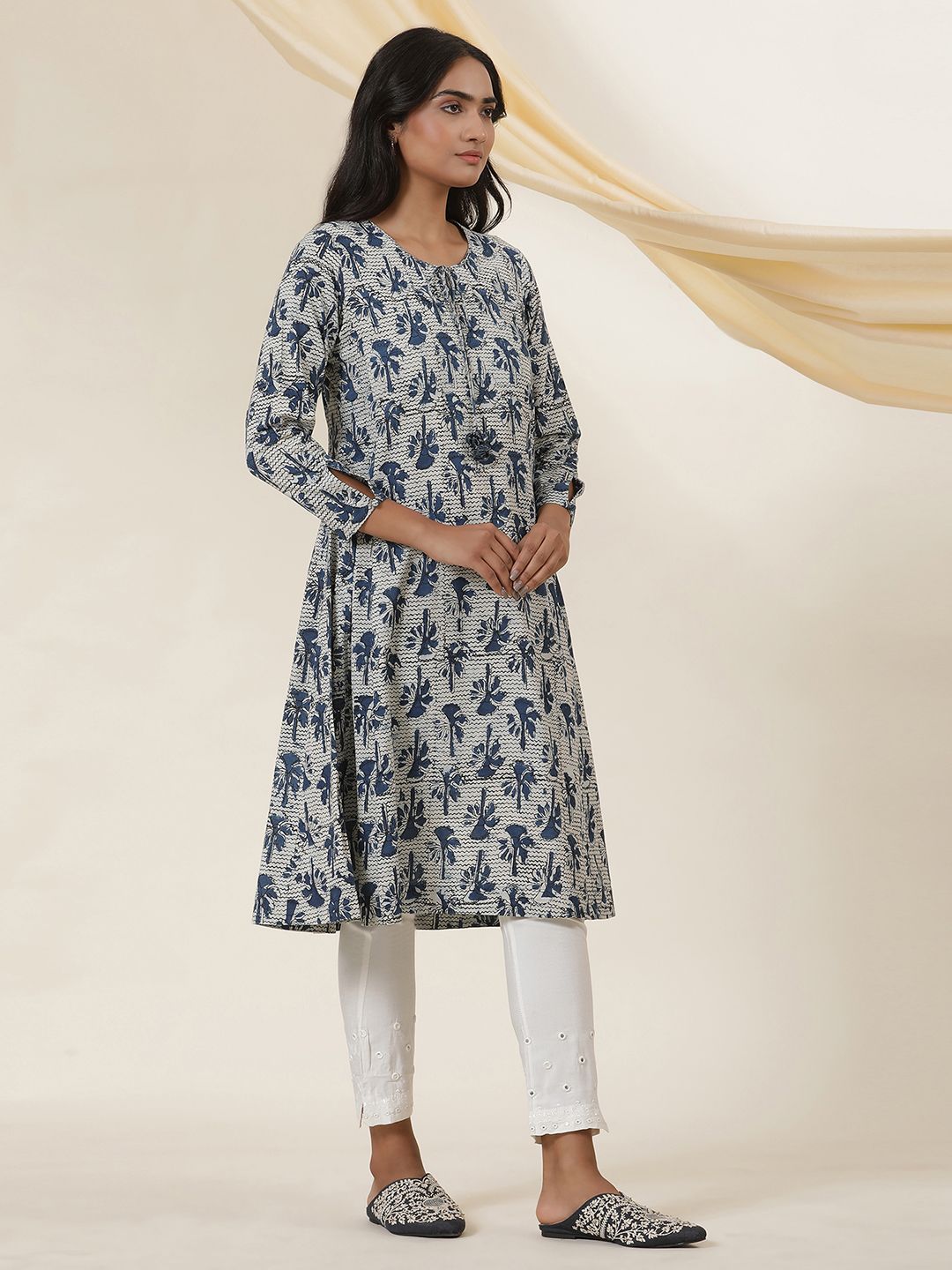W Women Floral Printed Anarkali Kurta