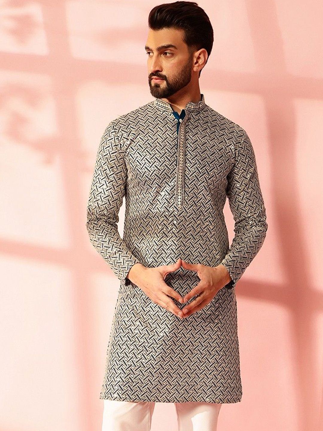 Anouk Kolar Mandarin Sulam Geometrik Labuci Kapas Kurta Lurus