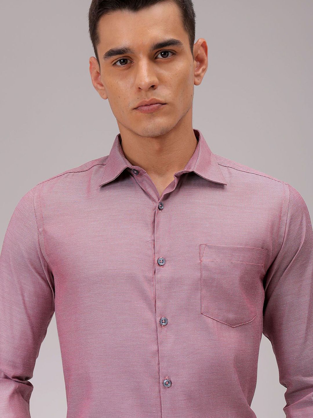 The Indian Garage Co. X Luxe Men Cutaway Collar Solid Slim Fit Formal Shirt
