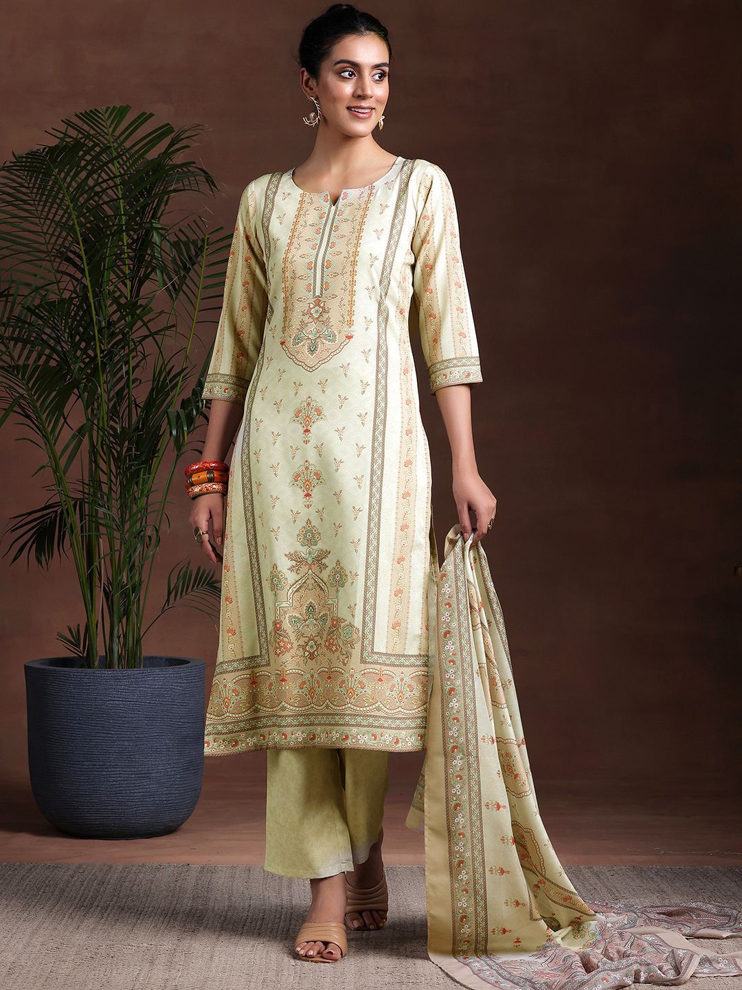 Libas Floral Printed Straight Kurta with Trousers & Dupatta