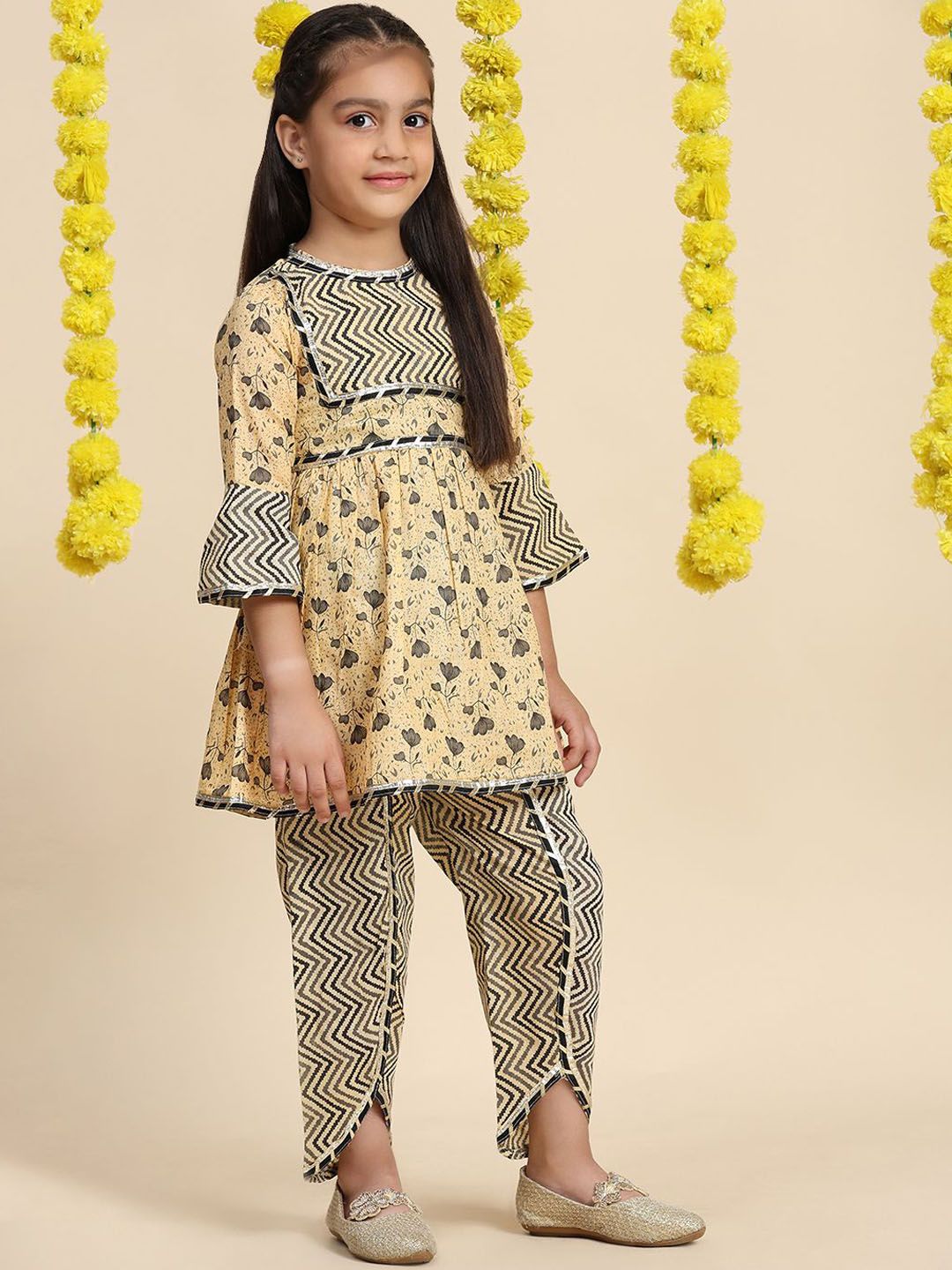 Cutiekins Girls Floral Printed Flared Sleeves A-Line Kurta With Dhoti Pants