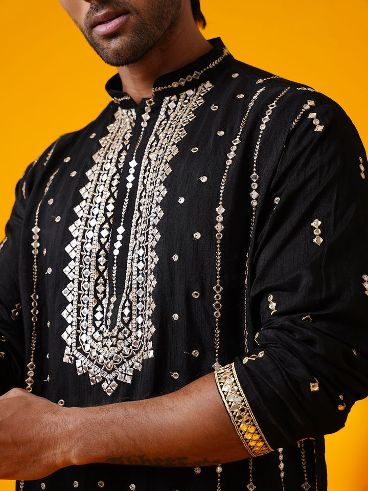SOJANYA LUXE Geometric Embroidered Mandarin Collar Pure Silk Straight Kurta With Trouser