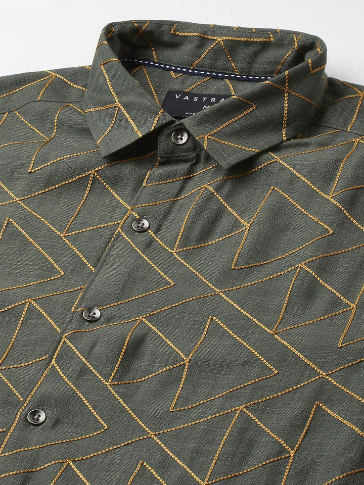 VASTRADO Men Classic Slim Fit Floral Opaque Casual Shirt