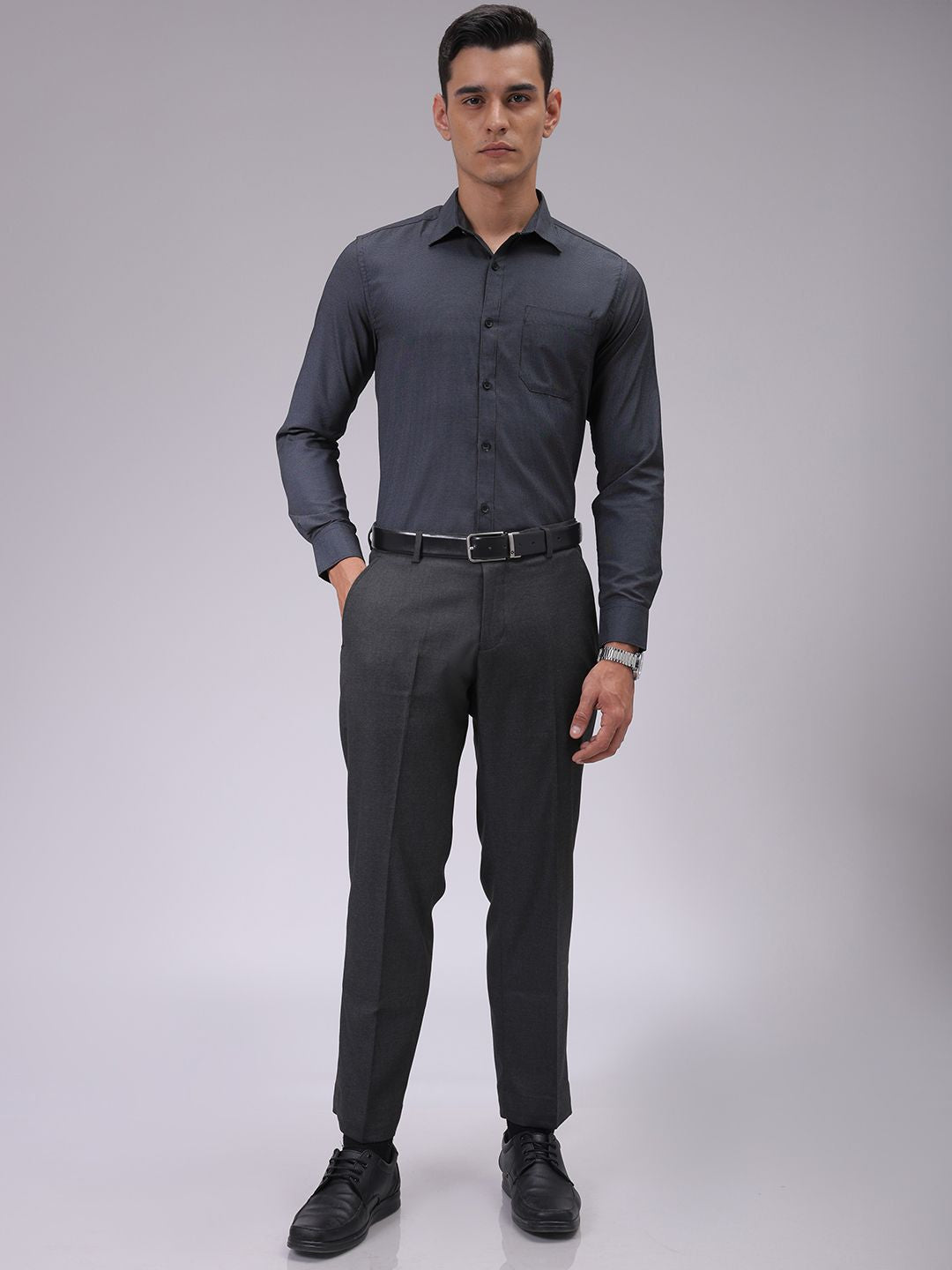 The Indian Garage Co. X Luxe Men Cutaway Collar Solid Slim Fit Formal Shirt