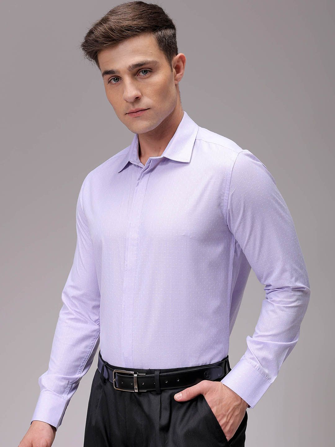 The Indian Garage Co. X Luxe Men Slim Fit Opaque Checked Formal Shirt