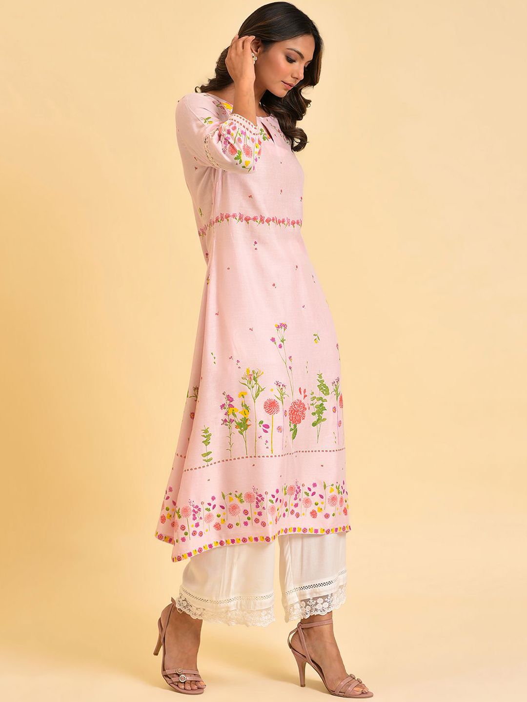 W Floral Printed Keyhole Neck Puff Sleeves Thread Work A-Line Kurta