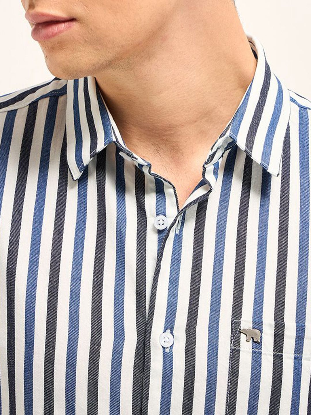 THE BEAR HOUSE Men Spread Collar Vertical Striped Cotton Slim Fit Casual Shirt