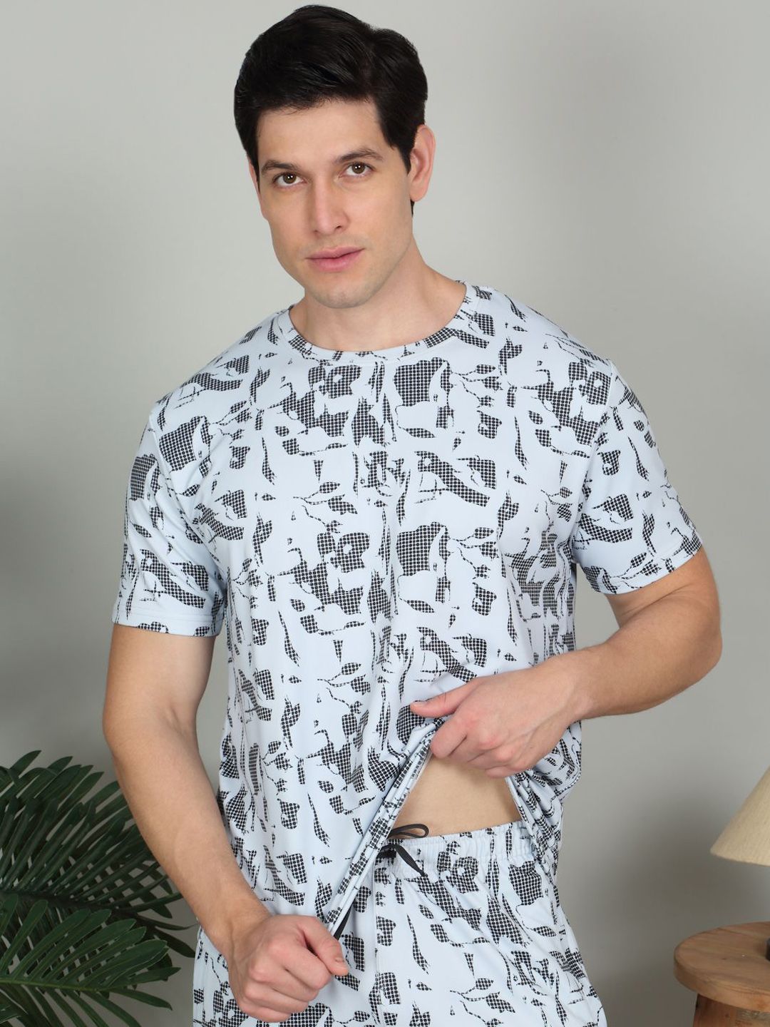 Sweet Dreams Men Printed T-shirt and Pyjamas Night suit