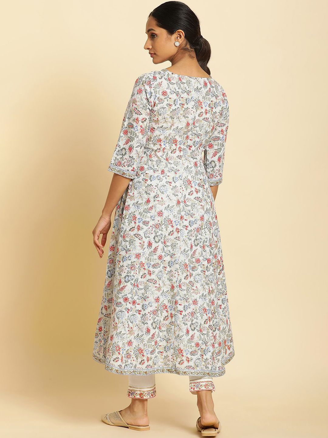 W Women Floral Printed Keyhole Neck Cotton Anarkali Kurta
