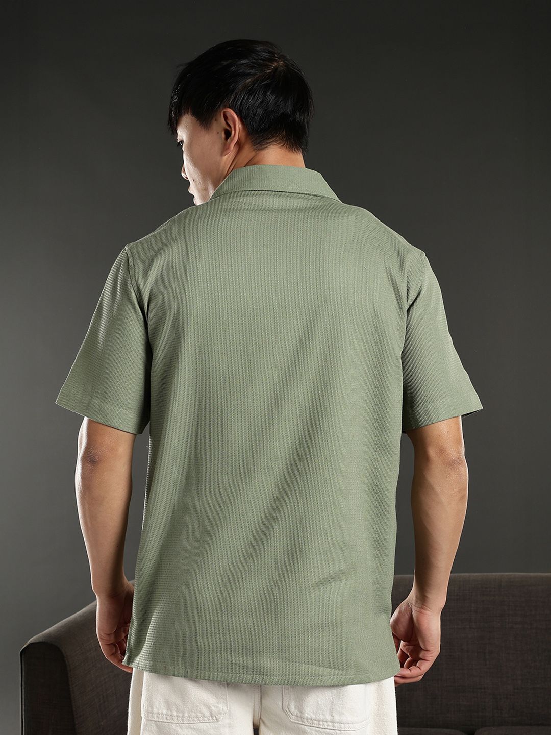 Eszett Limited Edition Embroidered Cutaway Collar Oversized Cotton Casual Shirt