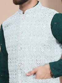Kurta Lurus Kapas Tulen Sulam Bunga Anouk Dengan Jaket Churidar & Nehru